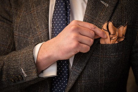 How to Properly Select and Fold Your Pocket Square