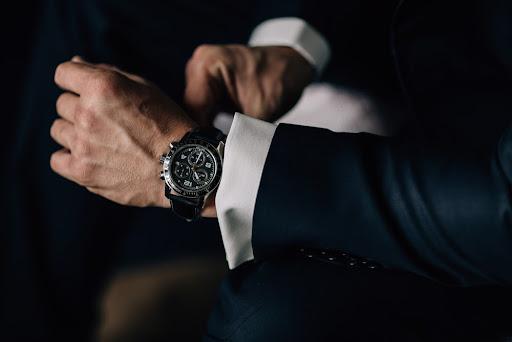 Suit Essentials: A Perfectly Paired Watch