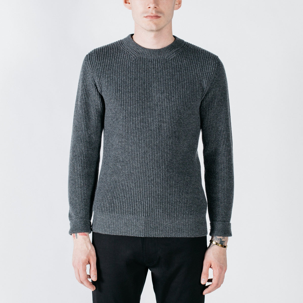 Smuggler Cashmere Crew Sweater - Darby Grey knitwear Commonwealth Proper